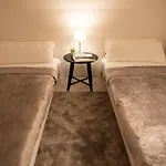 6 Mins To Walk Jr Okubo Station 1Stop To Shinjuku Brand New Silent Stylish 3Br Villa